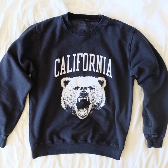 Brandy Melville Tops - ERICA CALIFORNIA BEAR SWEATSHIRT
